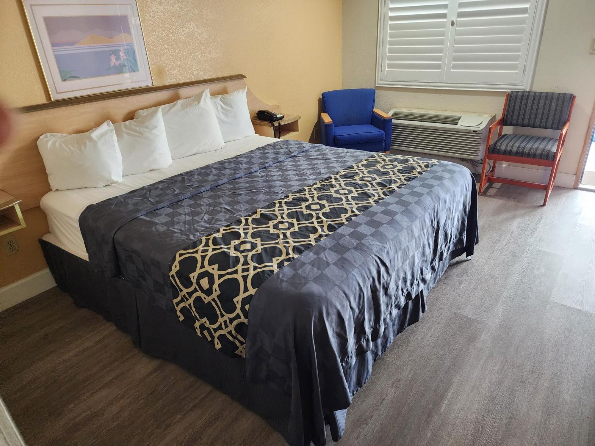 Budget Inn Corcoran Eksteriør billede